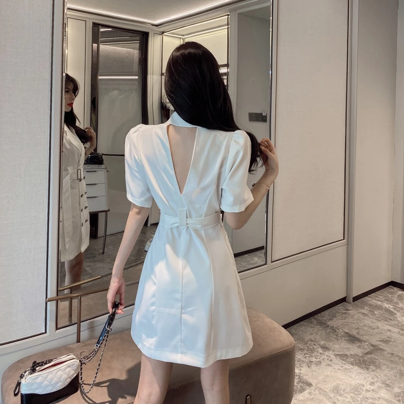 New Women Streetwear Backless Blazer Dress Summer Fashion Turn Down Collar Short Dresses Woman Double Breasted With Belt Dress
New Women Streetwear Backless Blazer Dress Summer Fashion Turn Down Collar Short Dresses Woman Double Breasted With Belt Dress