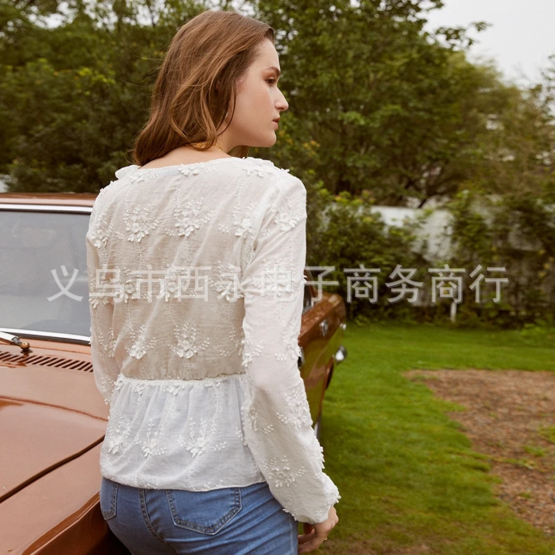 YOSICIL Sexy white pattern ruched women blouse V- long sleeves ruffle peplum top Elegant casual high street short shirt 2021
YOSICIL Sexy white pattern ruched women blouse V- long sleeves ruffle peplum top Elegant casual high street short shirt 2021