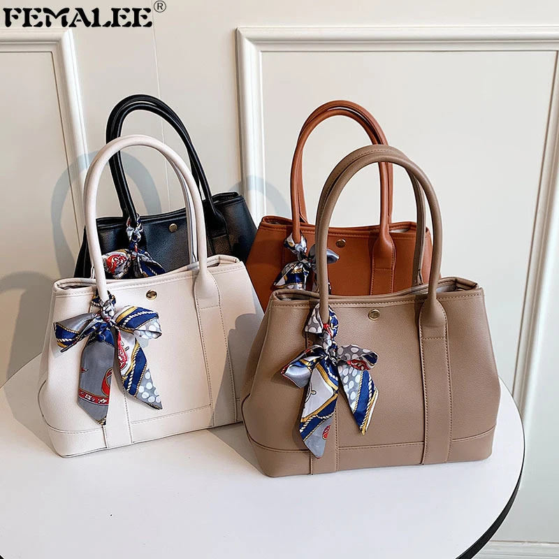 2021 Retro Designer Bow Handbags Big Capacity Causal Leisure Tote Bolsa For Women New Fashion Female Solid Chic Shoulder Purses
2021 Retro Designer Bow Handbags Big Capacity Causal Leisure Tote Bolsa For Women New Fashion Female Solid Chic Shoulder Purses