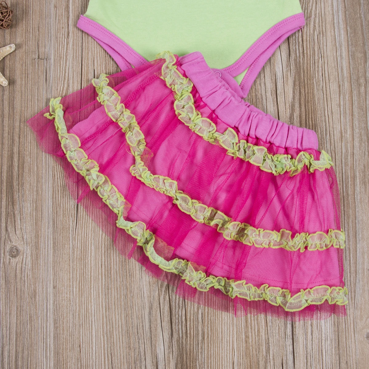 3PCS Newborn Baby Girls Clothes sets Short sleeve Bodysuit+Tutu Skirt+Headband Suits 0-24M
3PCS Newborn Baby Girls Clothes sets Short sleeve Bodysuit+Tutu Skirt+Headband Suits 0-24M