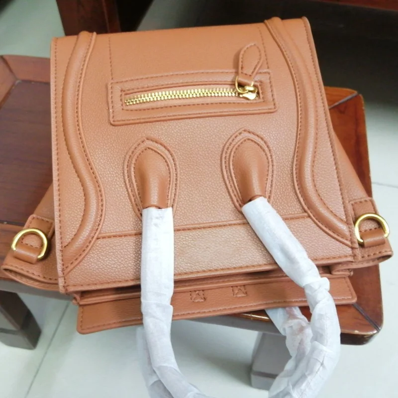 Handbag Female New Fashion Casual Hit Color Wings Bag Smiley Face Bag Net Red One-shoulder Messenger Handbag
Handbag Female New Fashion Casual Hit Color Wings Bag Smiley Face Bag Net Red One-shoulder Messenger Handbag