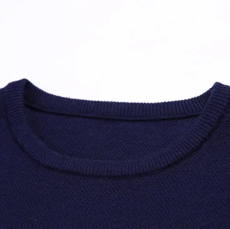 New slim-fit sweater sweater stitching round neck long-sleeved young and middle-aged pullover bottoming shirt 
New slim-fit sweater sweater stitching round neck long-sleeved young and middle-aged pullover bottoming shirt