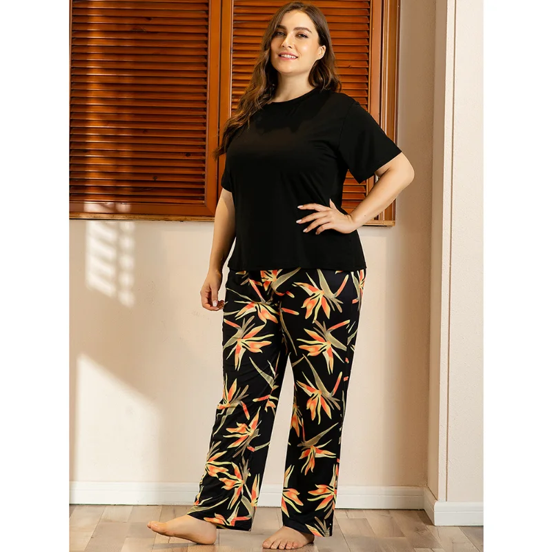 Plus Size Spring/Summer Women's Homewear Two-Piece Suit Printed Comfortable Loose Short Sleeve Pants 
Plus Size Spring/Summer Women's Homewear Two-Piece Suit Printed Comfortable Loose Short Sleeve Pants