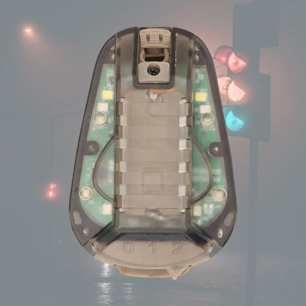 1pc Helmet Outdoor Signal Light Ladybug-Like Waterproof Light Multi-Modes Tactics Light Portable Hook and Loop Signal Light with
1pc Helmet Outdoor Signal Light Ladybug-Like Waterproof Light Multi-Modes Tactics Light Portable Hook and Loop Signal Light with