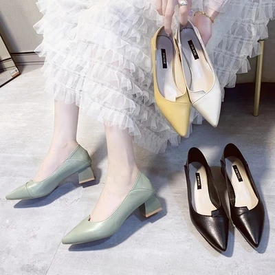 2020 new Dadong her soft leather pointed single shoes thick heel high heels comfortable middle heel work shoes women
2020 new Dadong her soft leather pointed single shoes thick heel high heels comfortable middle heel work shoes women