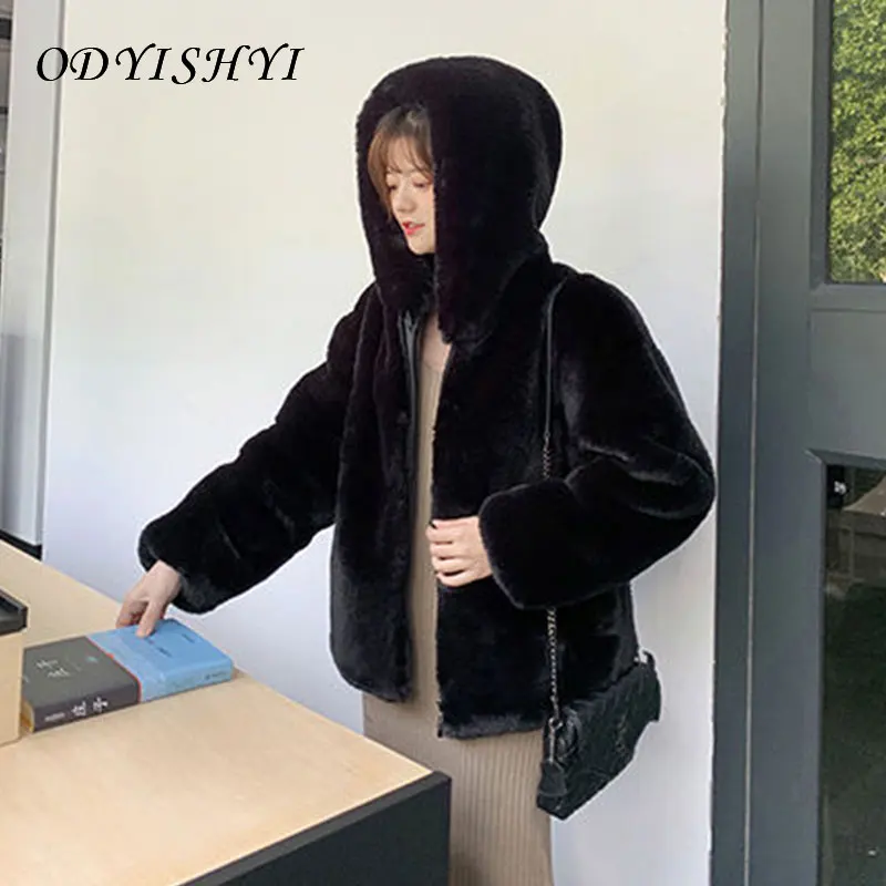 Fashion Faux Fur Coat Women 2020 Autumn Winter New Large Size Loose Imitation Mink Velvet Short Jacket Female Hooded Parka DH468
Fashion Faux Fur Coat Women 2020 Autumn Winter New Large Size Loose Imitation Mink Velvet Short Jacket Female Hooded Parka DH468