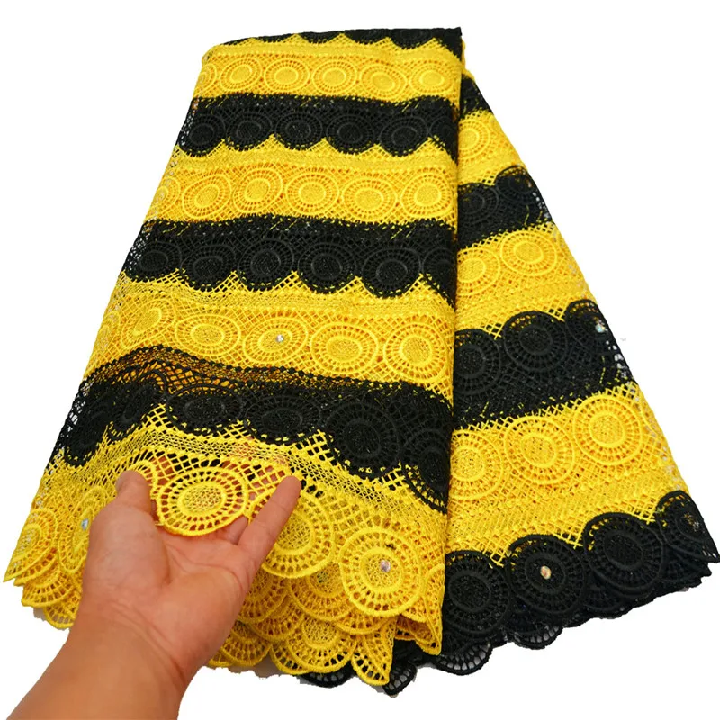 MIQIER 2021 High Quality African Nigerian Lace Fabric Wedding Party Dress Fabric For Sewing French Tulle Lace Cotton Embroidered
MIQIER 2021 High Quality African Nigerian Lace Fabric Wedding Party Dress Fabric For Sewing French Tulle Lace Cotton Embroidered