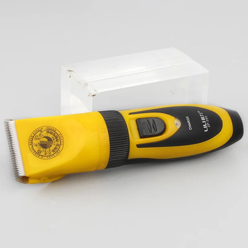 LILI 295 35W Electric Scissors Professional Pet Hair Trimmer Animals Grooming Clippers Dog Hair Trimmer Cutters EU Plug
LILI 295 35W Electric Scissors Professional Pet Hair Trimmer Animals Grooming Clippers Dog Hair Trimmer Cutters EU Plug