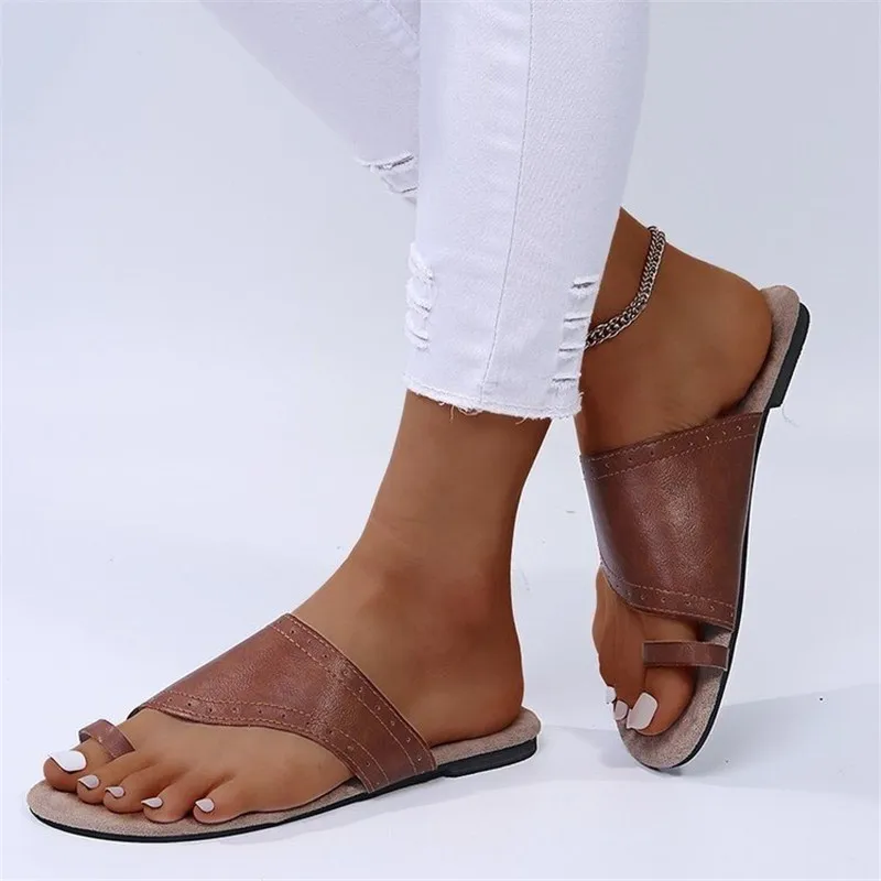 Size 35-43 Summer Women's Clip Toe Slippers Fashion Black Brown Outdoor Beach Girls Sandals Female Flat Slides
Size 35-43 Summer Women's Clip Toe Slippers Fashion Black Brown Outdoor Beach Girls Sandals Female Flat Slides