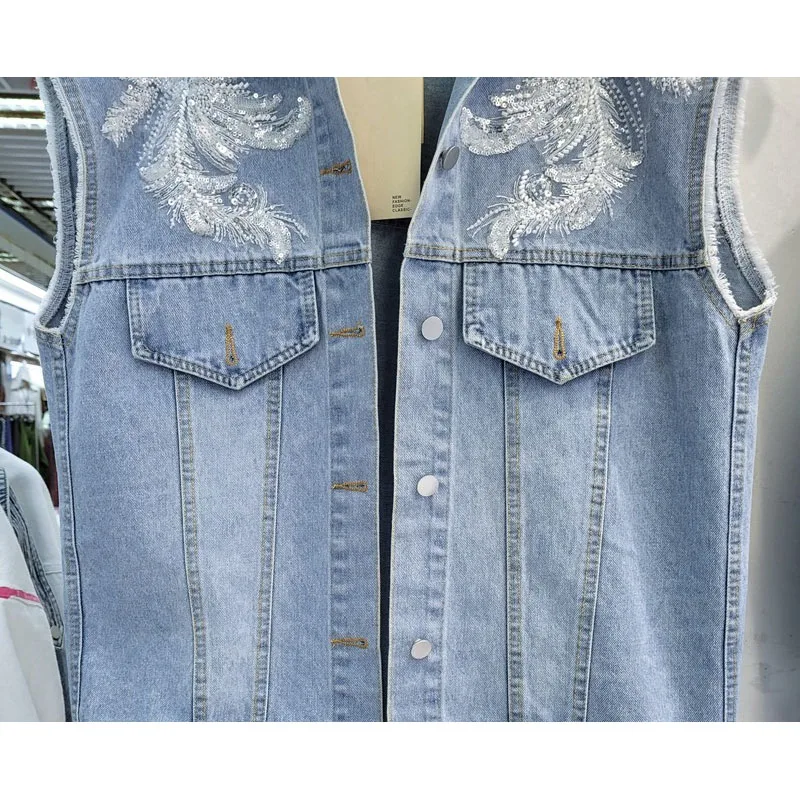 Spring 2021 Vintage Blue Denim Vest Sequins Beaded Lace Patchwork Frayed Burr Jeans Waistcoat Short Loose Sleeveless Veste Femme
Spring 2021 Vintage Blue Denim Vest Sequins Beaded Lace Patchwork Frayed Burr Jeans Waistcoat Short Loose Sleeveless Veste Femme