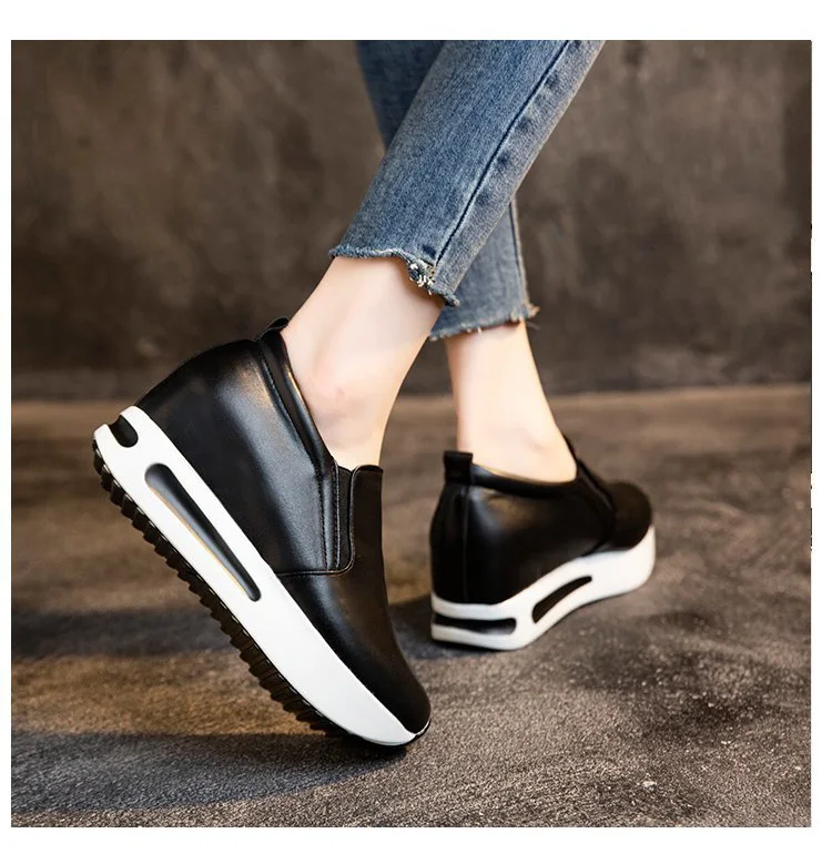 Fashion Shoes Woman Sneakers Spring Autumn Women Pu Flat Thick Bottom Shoes Slip on Boots Casual Platform Increase Within Shoes
Fashion Shoes Woman Sneakers Spring Autumn Women Pu Flat Thick Bottom Shoes Slip on Boots Casual Platform Increase Within Shoes