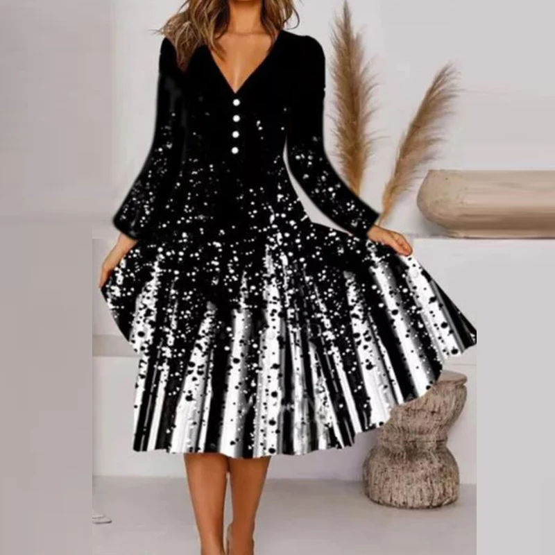 2021 Autumn Sexy V-Neck Ladies Slim Party Dress Casual Half Sleeve Spring New A-Line Dress Vintage Floral Print Long Dress
2021 Autumn Sexy V-Neck Ladies Slim Party Dress Casual Half Sleeve Spring New A-Line Dress Vintage Floral Print Long Dress
