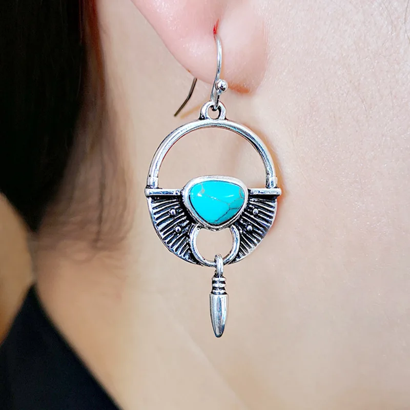 Creative Bullet Inlaid Blue Stone Drop Earrings Fashion Vintage Antique Women's Long Dangle Earrings Jewelry for Female Gift
Creative Bullet Inlaid Blue Stone Drop Earrings Fashion Vintage Antique Women's Long Dangle Earrings Jewelry for Female Gift