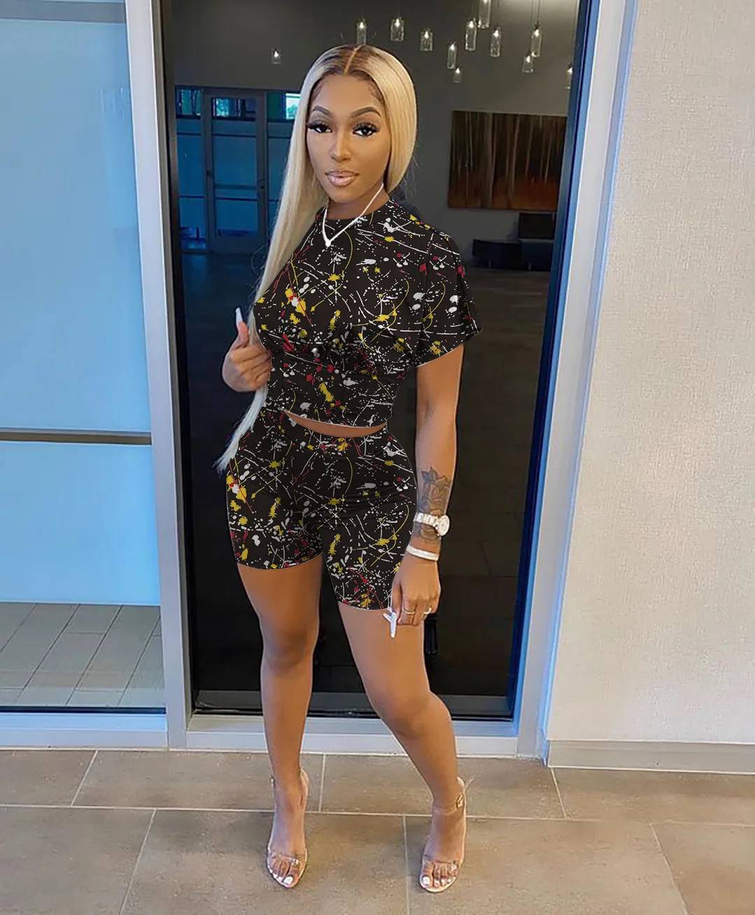 2021 women's summer solid color sports waist waist suit fashion casual two-piece suit 
2021 women's summer solid color sports waist waist suit fashion casual two-piece suit