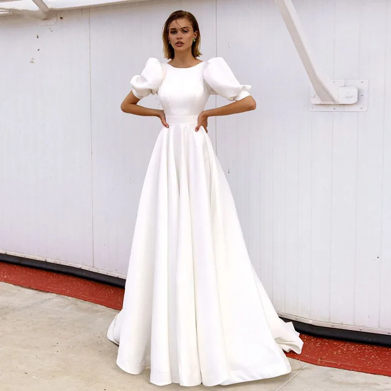 2021 New O-Neck Wedding Dress Satin Puff Sleeve Sweetheart A-Line Sweep Train Bridal Gown Vestido de Noiva
2021 New O-Neck Wedding Dress Satin Puff Sleeve Sweetheart A-Line Sweep Train Bridal Gown Vestido de Noiva
