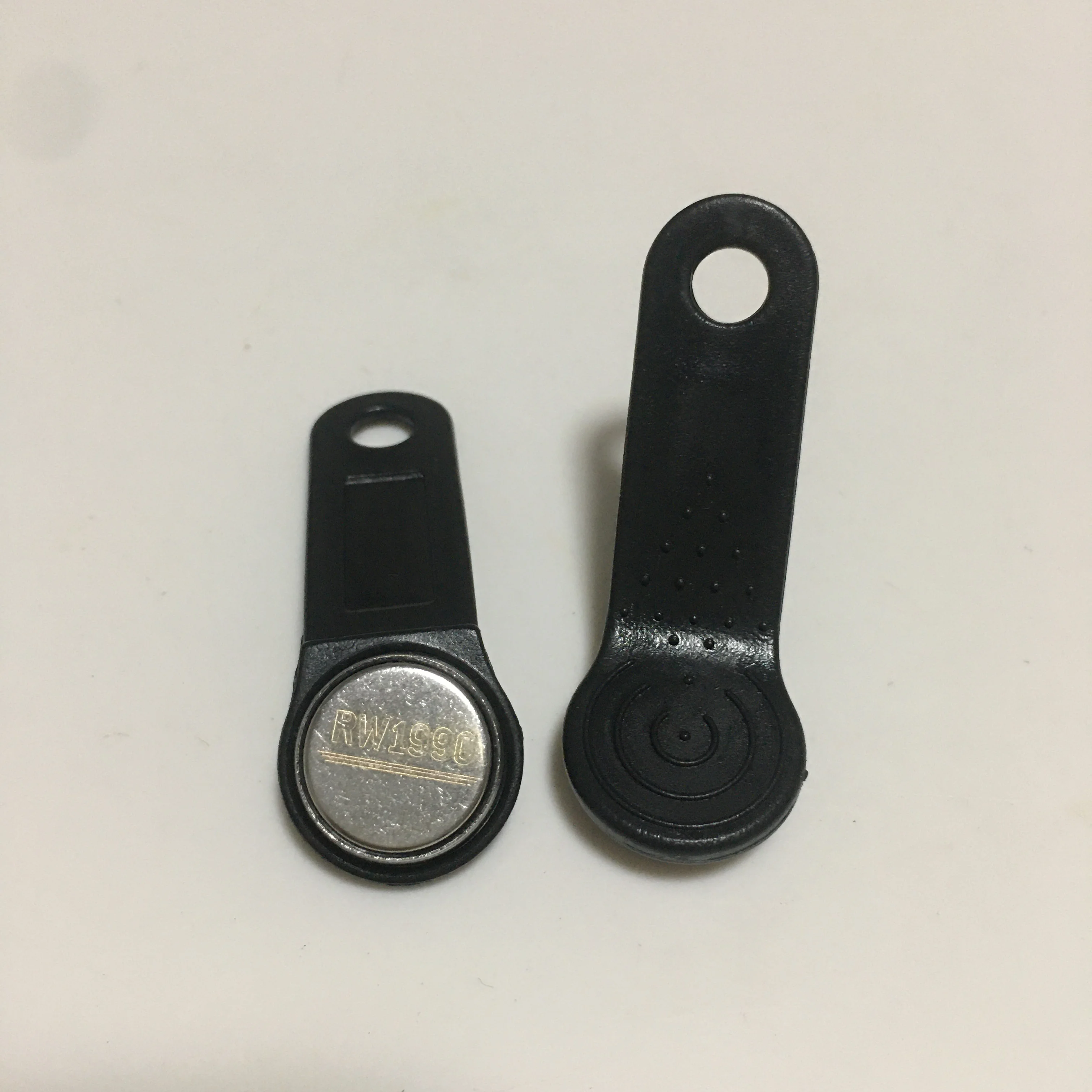 Оптовая продажа, 5000 шт. перезаписываемых кнопок iButton RW1990, считывание и запись ключей, 1 провод для далласской фотомагнитной семьи
Оптовая продажа, 5000 шт. перезаписываемых кнопок iButton RW1990, считывание и запись ключей, 1 провод для далласской фотомагнитной семьи