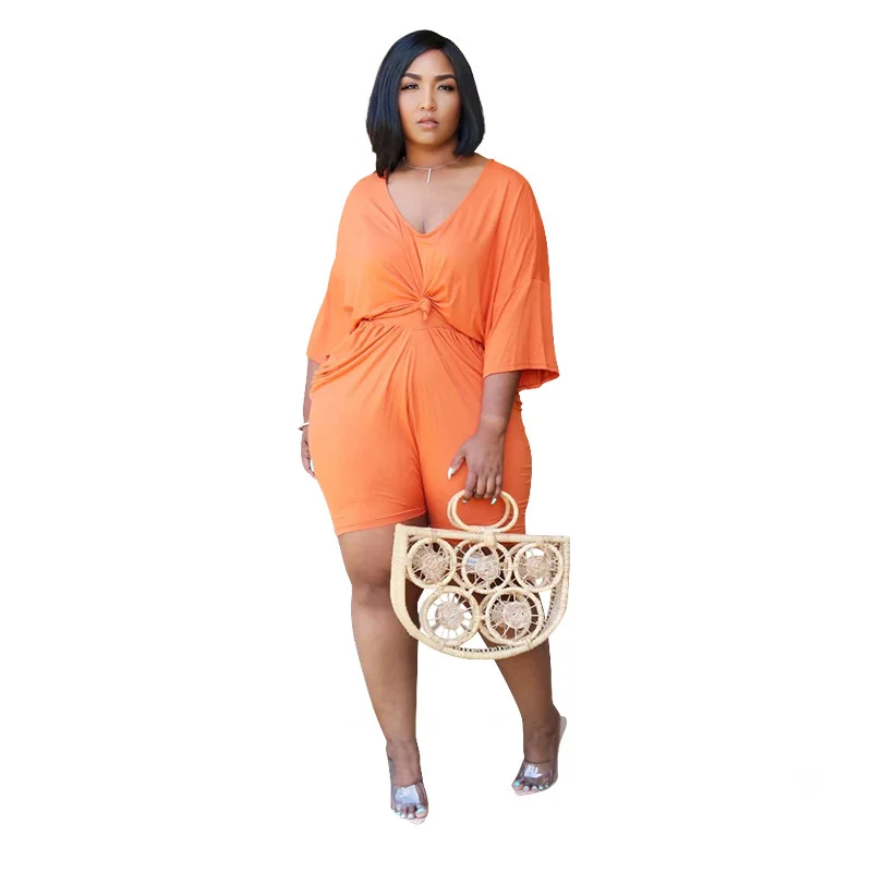 Solid Casual Two Piece Set Plus Size Clothes For Women Three Quarter Sleeve Pullover Top Short Pants Suit Summer Big Size Outfit
Solid Casual Two Piece Set Plus Size Clothes For Women Three Quarter Sleeve Pullover Top Short Pants Suit Summer Big Size Outfit