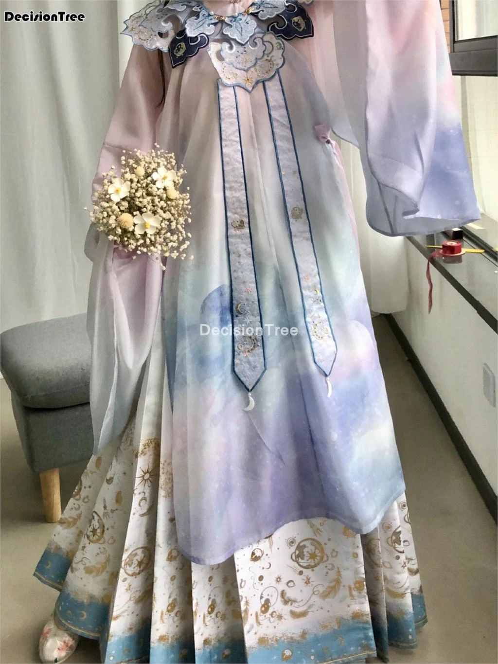 2021 ancient chinese costume hanfu clothes women retro ming dynasty princess festival outfit folk dance clothes oriental costume
2021 ancient chinese costume hanfu clothes women retro ming dynasty princess festival outfit folk dance clothes oriental costume