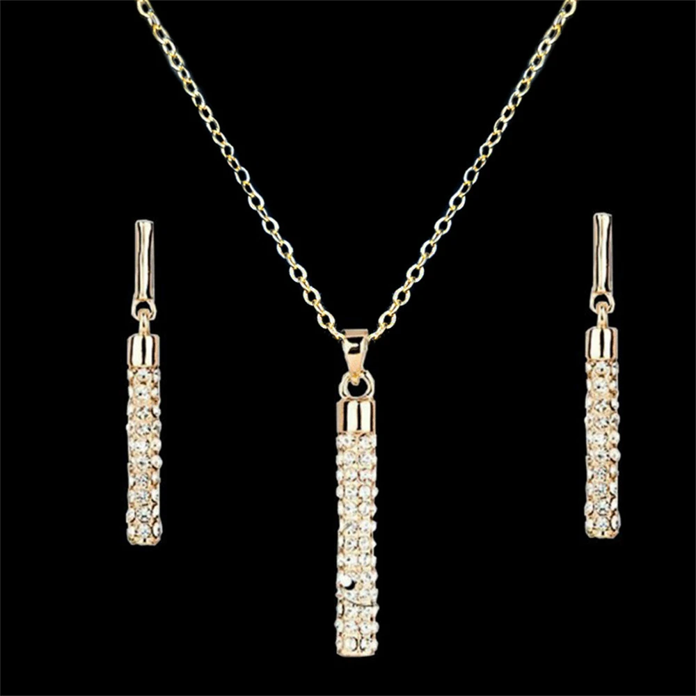 Fashion Trendy Party Jewelry Sets Wholesale Full Crystal Rhinestone Solid Cylinder Pendant Earrings Necklace Set for Women 
Fashion Trendy Party Jewelry Sets Wholesale Full Crystal Rhinestone Solid Cylinder Pendant Earrings Necklace Set for Women