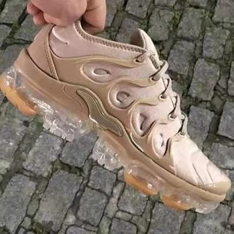 2021 Spring and Summer New Comfortable Casual Running Shoes Fashion Women's Shoes Vulcanized Shoes 
2021 Spring and Summer New Comfortable Casual Running Shoes Fashion Women's Shoes Vulcanized Shoes