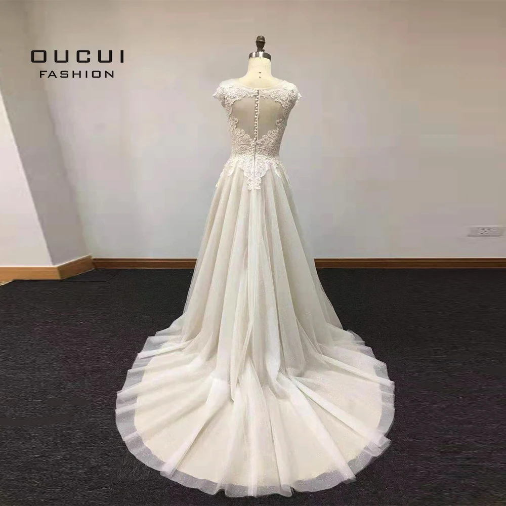 Backless Sleeveless Long Wedding Dress 2019 Plus Size Vestido De Noiva A-line Custom Made Lace Wedding Dresses OL103597
Backless Sleeveless Long Wedding Dress 2019 Plus Size Vestido De Noiva A-line Custom Made Lace Wedding Dresses OL103597