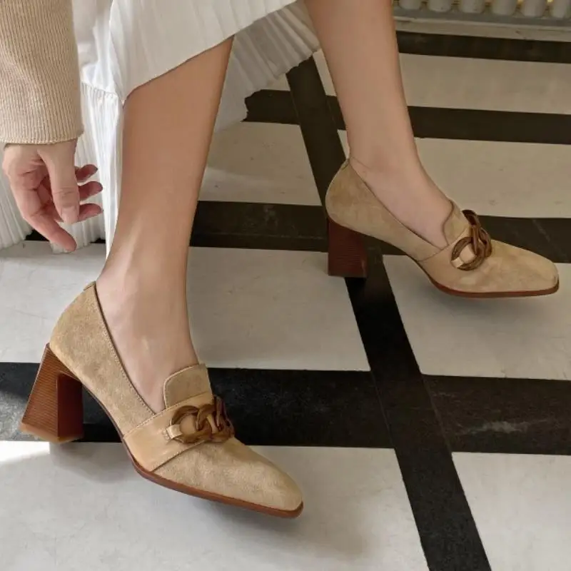 Rizabina New Women High Heel Shoes Genuine Leather Metal Chain Women Pumps Fashion Cool Party Shoes Women Size 34-39
Rizabina New Women High Heel Shoes Genuine Leather Metal Chain Women Pumps Fashion Cool Party Shoes Women Size 34-39