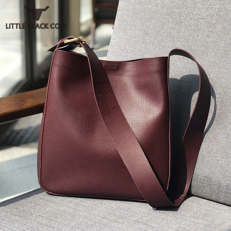 Fashion Leisure Women Handbag 2021 New Bucket Bag Simple Versatile Soft Leather Crossbody Bags Female Solid Color Shoulder Bag
Fashion Leisure Women Handbag 2021 New Bucket Bag Simple Versatile Soft Leather Crossbody Bags Female Solid Color Shoulder Bag
