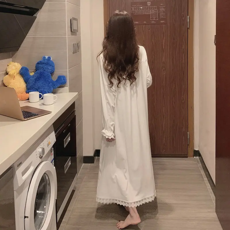 L-4XL plus size nightgowns women night dress spring autumn long sleeve soft sweet home clothes lace embroidery sleepdress Y778
L-4XL plus size nightgowns women night dress spring autumn long sleeve soft sweet home clothes lace embroidery sleepdress Y778