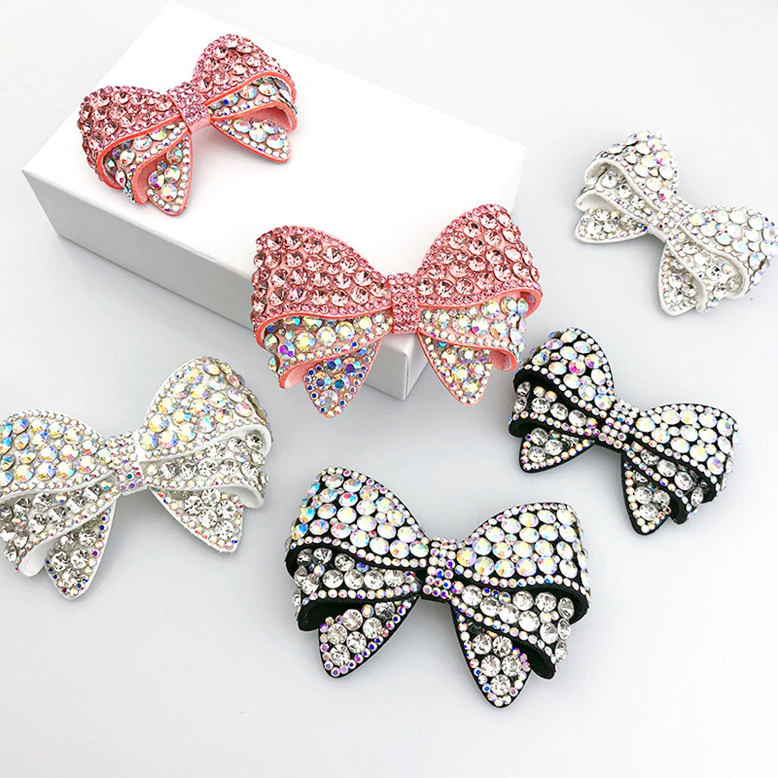 Butterfly Rhinestone Bows Appliques Handmade Embroidery Crystal Patch Flatback For Wedding Dresses Shoes Sewing Clothes Accessor
Butterfly Rhinestone Bows Appliques Handmade Embroidery Crystal Patch Flatback For Wedding Dresses Shoes Sewing Clothes Accessor