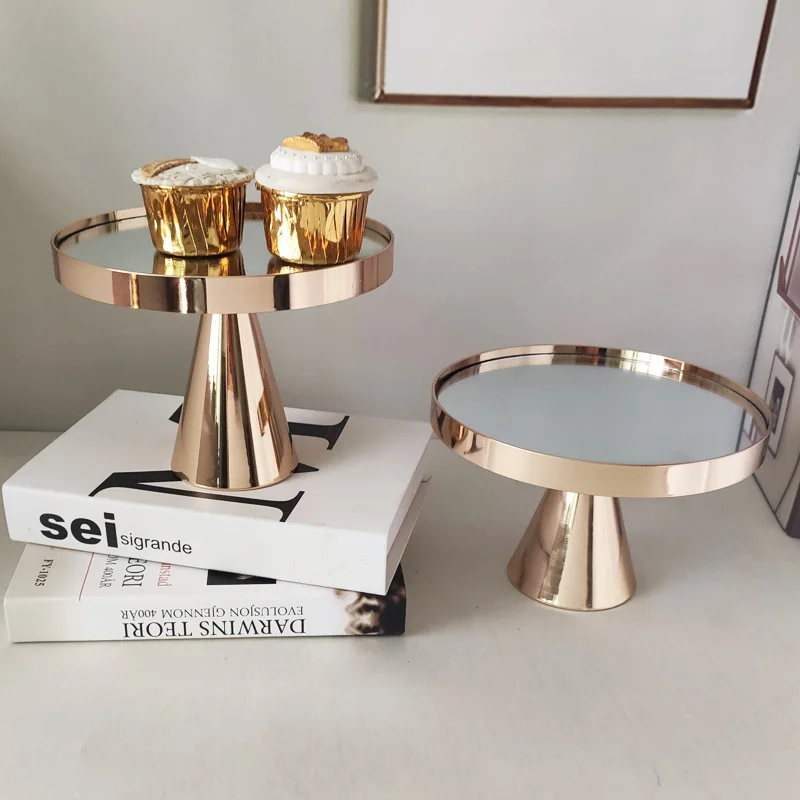 Gold Cake Stand mirror Top Round Ornate Metal Plateau Riser Cupcake Display Dessert Plates for Wedding Event
Gold Cake Stand mirror Top Round Ornate Metal Plateau Riser Cupcake Display Dessert Plates for Wedding Event