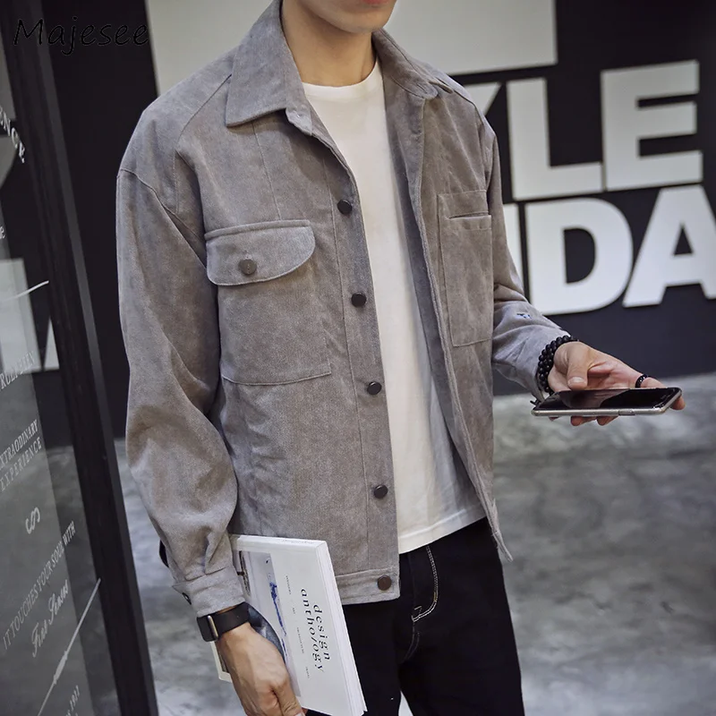 Фото Куртка мужская однобортная с карманами однотонная приталенная простая