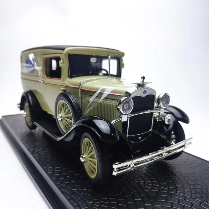 1/18 Diecast Alloy Vehicle 1931 Ford Transport Truck DELIVERY Classic Car Model Collection Ornament Toys Souvenir Display Gifts
1/18 Diecast Alloy Vehicle 1931 Ford Transport Truck DELIVERY Classic Car Model Collection Ornament Toys Souvenir Display Gifts