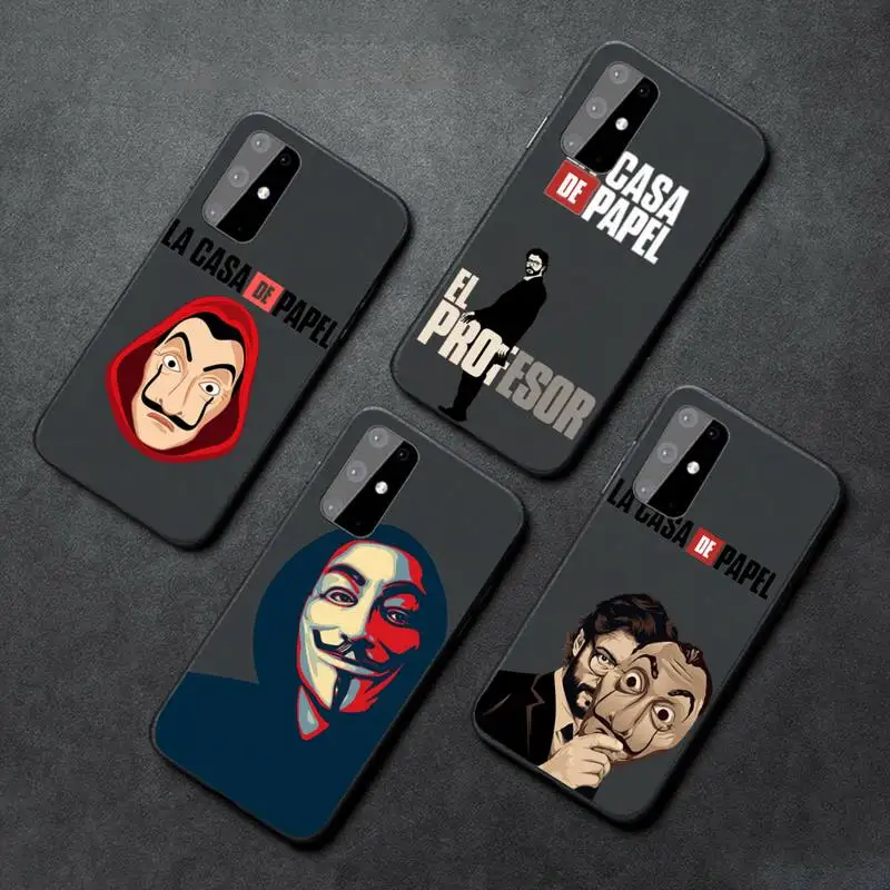La casa de papel Money Heist Phone Case For Samsung A32 A51 A52 A71 A50 A12 A21S S10 S20 S21 Plus Fe Ultra
La casa de papel Money Heist Phone Case For Samsung A32 A51 A52 A71 A50 A12 A21S S10 S20 S21 Plus Fe Ultra