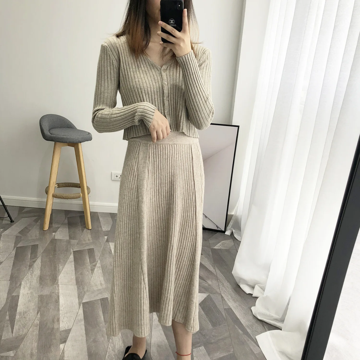 2020 Good Quality Spring Skirts High Waist A-Line Knitting Long Faldas Jupe Femme Saia Women Elegant Skirt 
2020 Good Quality Spring Skirts High Waist A-Line Knitting Long Faldas Jupe Femme Saia Women Elegant Skirt
