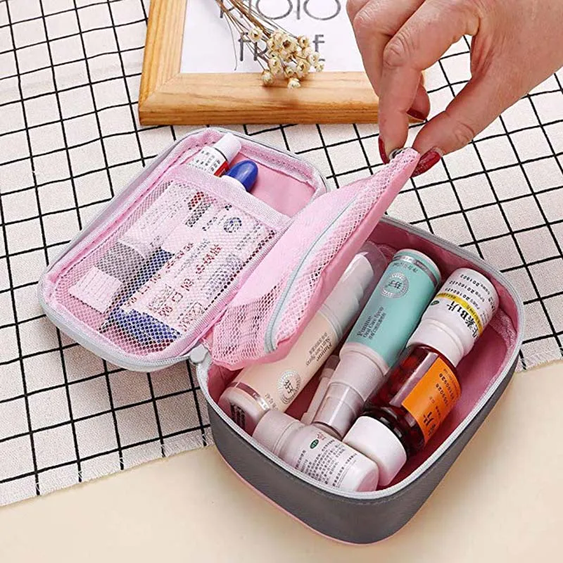 Mini Medical First Aid Bag Outdoor Travel Waterproof Nylon Pink Empty Medicine Organizer Survival Emergency Kits for Camping
Mini Medical First Aid Bag Outdoor Travel Waterproof Nylon Pink Empty Medicine Organizer Survival Emergency Kits for Camping
