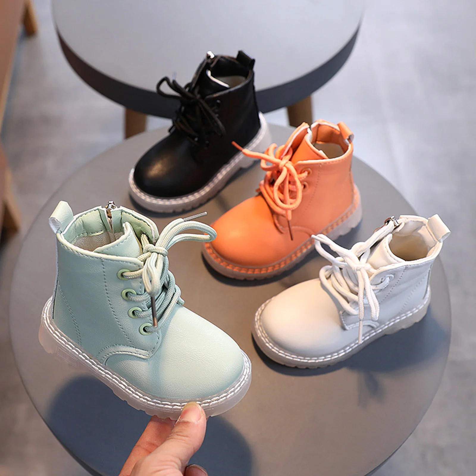 News Baby Shoes Boots for Children Martin Boots for Girl PU Leather Waterproof Autumn Winter Kids Snow Shoes Girls Boots
News Baby Shoes Boots for Children Martin Boots for Girl PU Leather Waterproof Autumn Winter Kids Snow Shoes Girls Boots