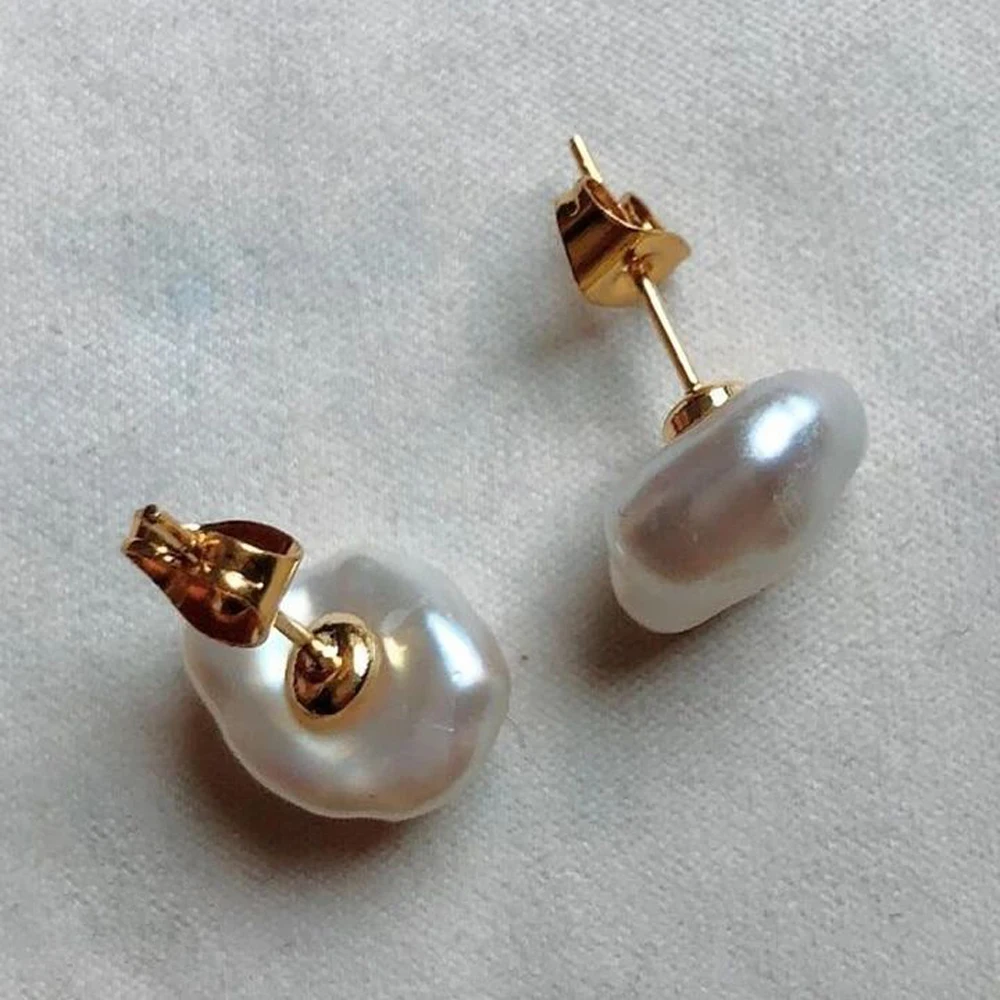 2021 Trend Freshwater Raw Pearl Stud Earrings Anti-allergic 925 Silver 18K Gold Plated Baroque Jewelry for Women Dropshipping
2021 Trend Freshwater Raw Pearl Stud Earrings Anti-allergic 925 Silver 18K Gold Plated Baroque Jewelry for Women Dropshipping