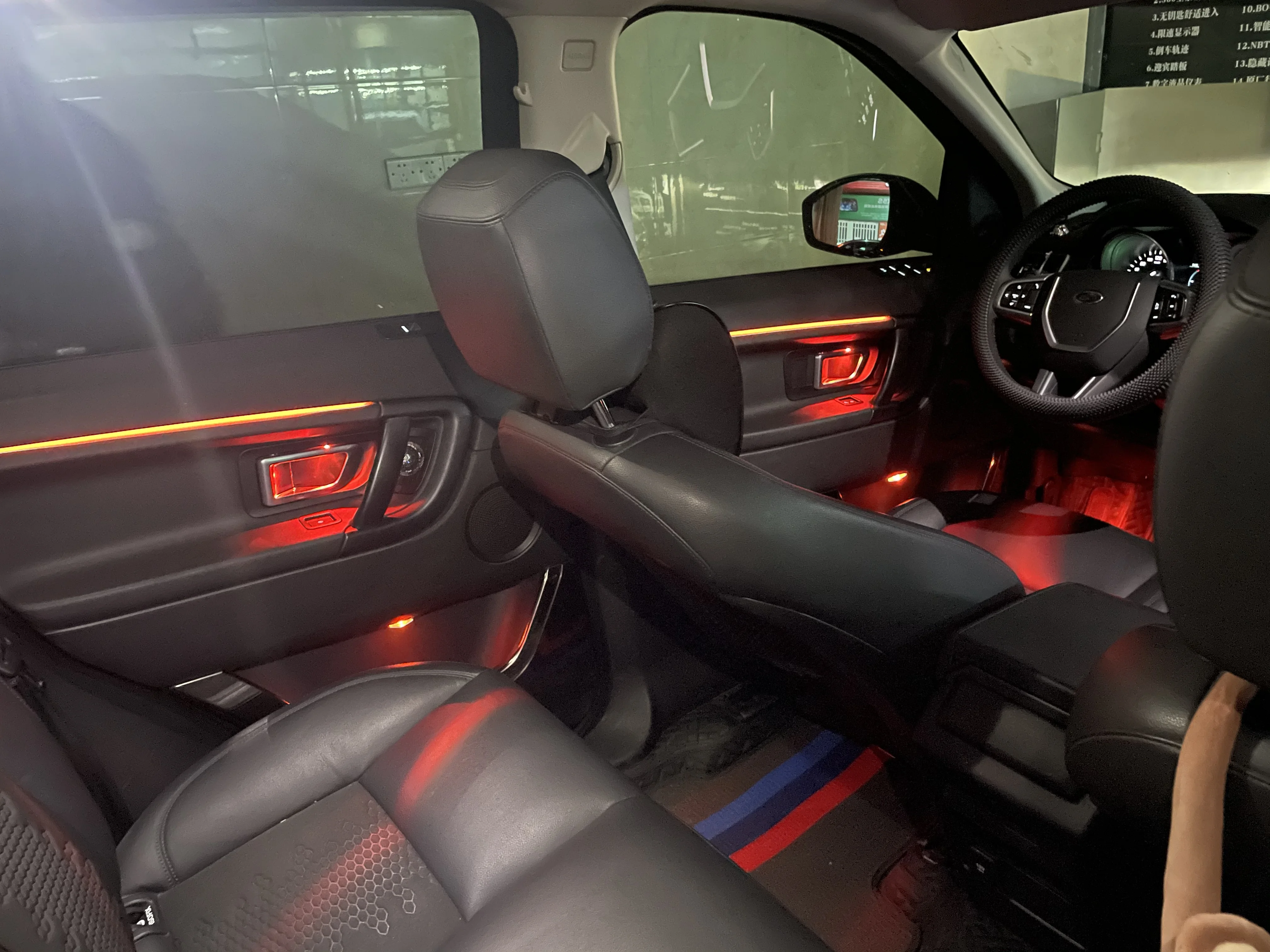 For Land Rover Discovery 2016-2019 Car Interior Atmosphere Light 10/64 color LED Interior Decorative Lamp car ambient light
For Land Rover Discovery 2016-2019 Car Interior Atmosphere Light 10/64 color LED Interior Decorative Lamp car ambient light