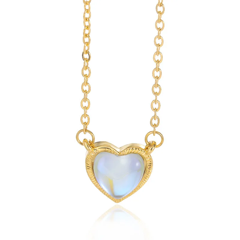 Korean version of romantic love pendant necklace ladies stainless steel crystal gems inlaid with a heart jewelry | Украшения и