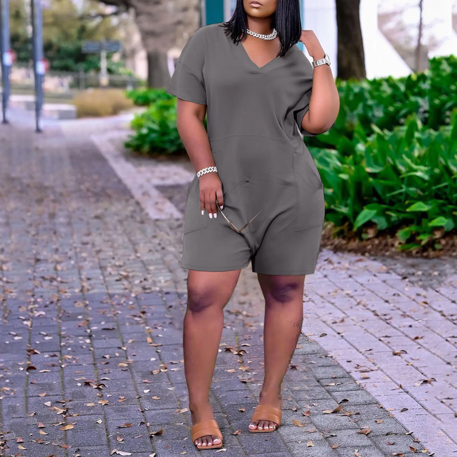 Women Female Summer Playsuit Casual Short Sleeve V Neck Short Jumpsuit Summer Wide Leg Short Romper Pockets Cotton Playsuit
Women Female Summer Playsuit Casual Short Sleeve V Neck Short Jumpsuit Summer Wide Leg Short Romper Pockets Cotton Playsuit