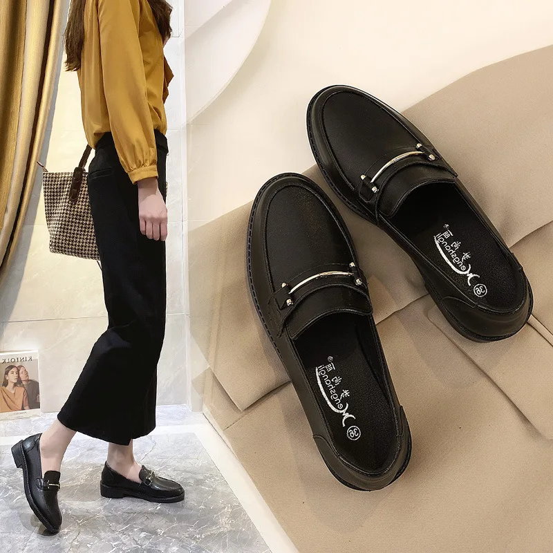 Shoes On Heels Casual Female Sneakers Oxfords Women's Modis Loafers With Fur Square Toe Flats Autumn Slip-on New Leather Low 202
Shoes On Heels Casual Female Sneakers Oxfords Women's Modis Loafers With Fur Square Toe Flats Autumn Slip-on New Leather Low 202