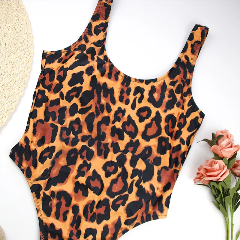 In The Wind 2021 New Sexy Swimwear Women Swimsuit Push Up One Piece Suit Print Leopard Bathing Suits Female Swim Beach Summer
In The Wind 2021 New Sexy Swimwear Women Swimsuit Push Up One Piece Suit Print Leopard Bathing Suits Female Swim Beach Summer