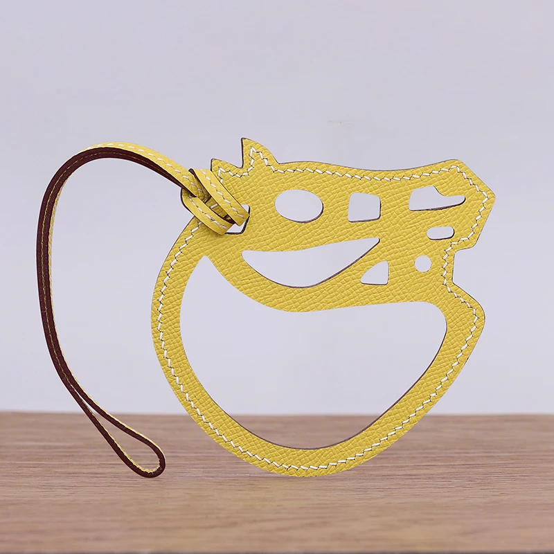 Top Quality Pu leather Horse Cheval Bag Charm Brand New Horse Head Bag Pendant Ornament Trending Paddock Keychain Cute Handmade
Top Quality Pu leather Horse Cheval Bag Charm Brand New Horse Head Bag Pendant Ornament Trending Paddock Keychain Cute Handmade
