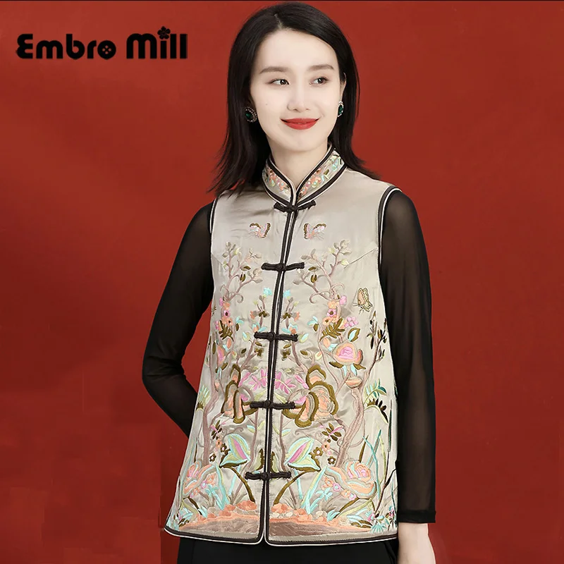 Autumn And Winter New Retro Stand Collar Acetate Embroidery Chinese Style Vest Add Down Cotton Lady Short Jacket Plus Size M-3XL
Autumn And Winter New Retro Stand Collar Acetate Embroidery Chinese Style Vest Add Down Cotton Lady Short Jacket Plus Size M-3XL