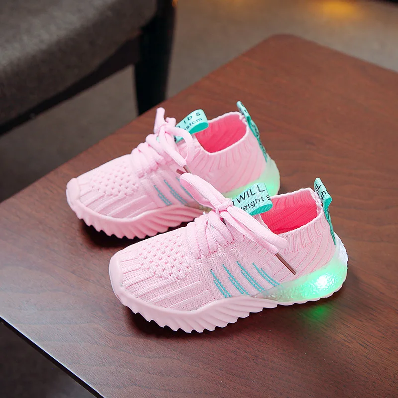 Spring Winter Girl Sports Glowing Shoes Purple Pink Cute Princess Pattern LED Lights Breathable Baby Shoes Toddler Sneakers
Spring Winter Girl Sports Glowing Shoes Purple Pink Cute Princess Pattern LED Lights Breathable Baby Shoes Toddler Sneakers