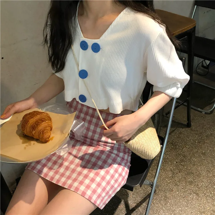 V-neck Short Sleeve T Shirts Summer New Patchwork Button Loose Tees Women Clothing Causal Style Solid Ladies Crop Tops Hipster
V-neck Short Sleeve T Shirts Summer New Patchwork Button Loose Tees Women Clothing Causal Style Solid Ladies Crop Tops Hipster