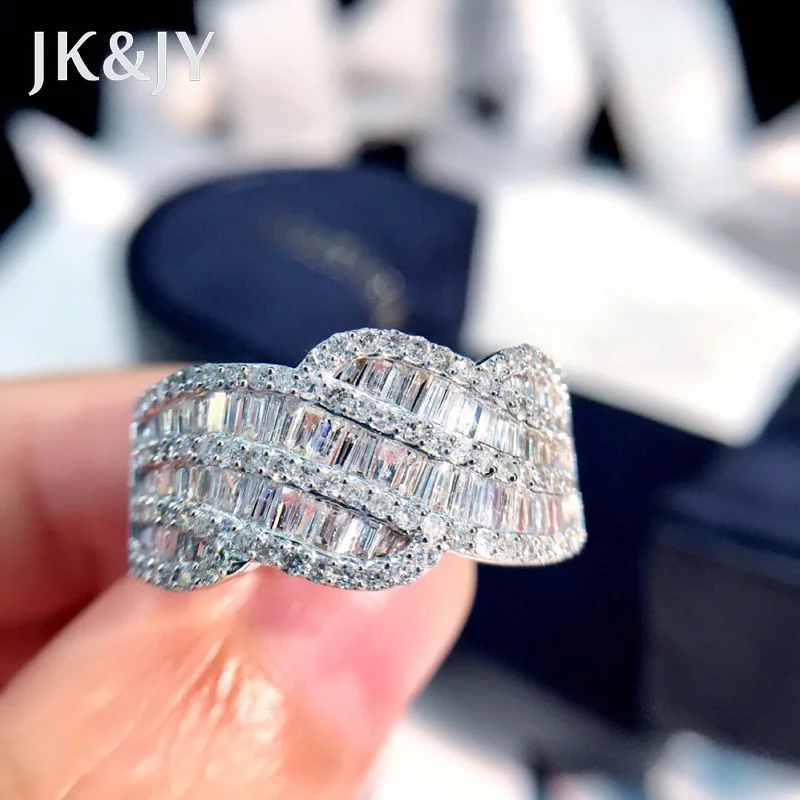 JK&JY 18K White Gold 10.Ct Natural Diamond Ring Twist Cross Wide Band Fashion Party Jewelry Quality Assurance
JK&JY 18K White Gold 10.Ct Natural Diamond Ring Twist Cross Wide Band Fashion Party Jewelry Quality Assurance