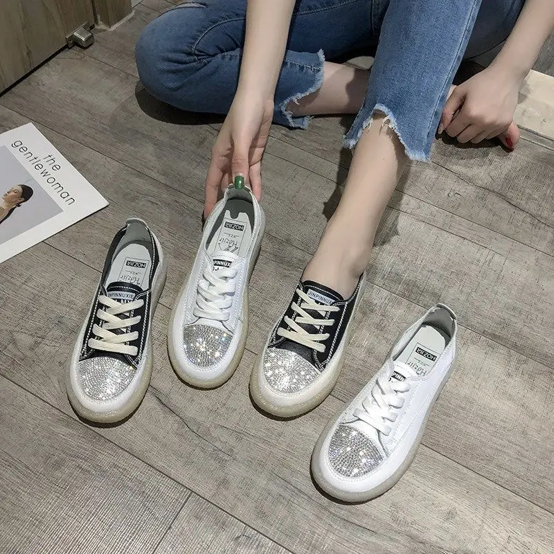 Flat White Shoes Female Students Versatile Summer Breathable Leather Shoes Female Diamond Casual Female Ins Board Shoes women
Flat White Shoes Female Students Versatile Summer Breathable Leather Shoes Female Diamond Casual Female Ins Board Shoes women