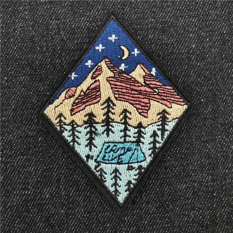 AirBorne Camera Bomb Patch for Clothing Iron on Embroidered Patches Sewing Applique DIY Sticker Lightning Cross UFO Sew On Badge
AirBorne Camera Bomb Patch for Clothing Iron on Embroidered Patches Sewing Applique DIY Sticker Lightning Cross UFO Sew On Badge