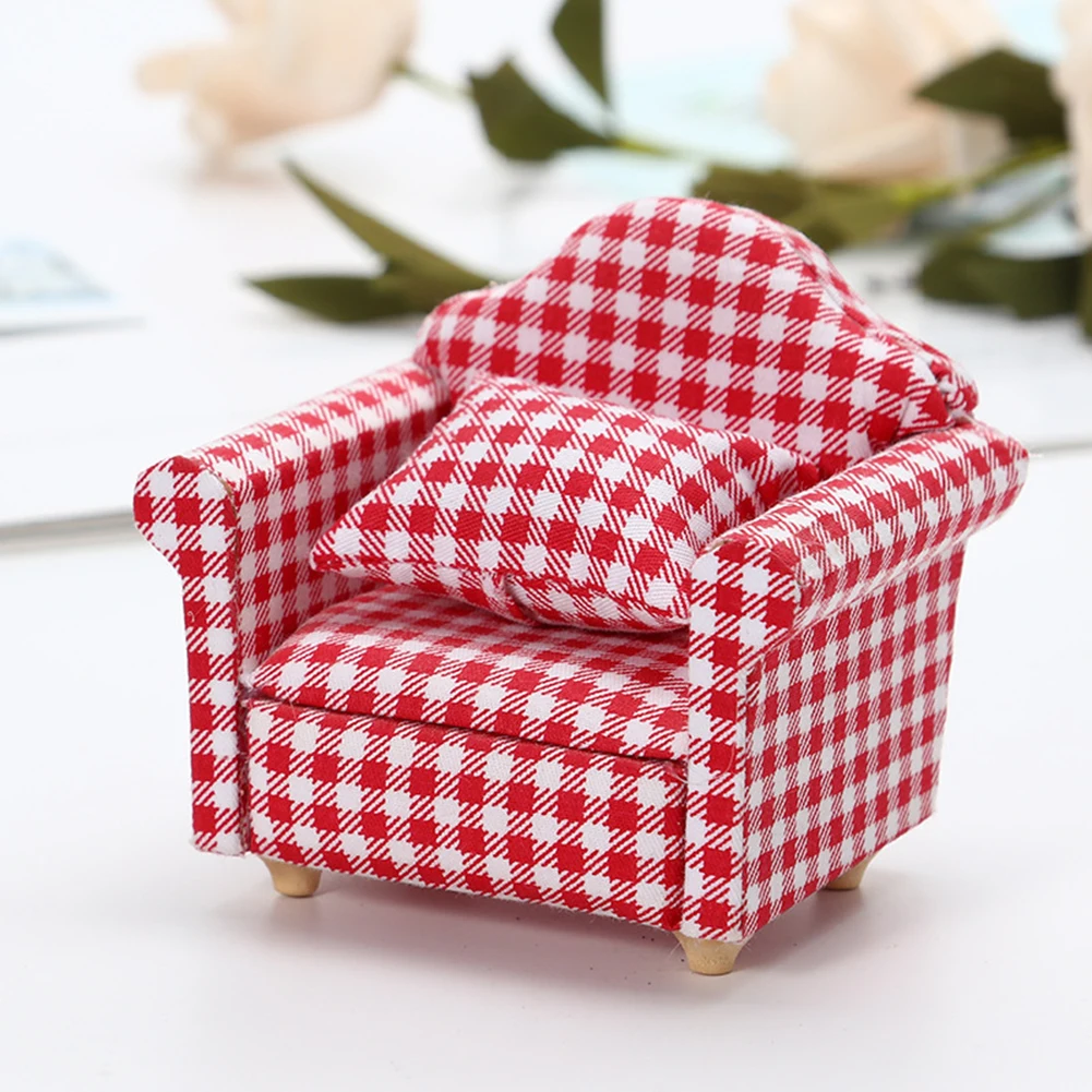 1/12 Doll House Mini Play Furniture Decoration European Pastoral Plaid Sofa Pillows Set Simulation Doll House Couch Chair Model
1/12 Doll House Mini Play Furniture Decoration European Pastoral Plaid Sofa Pillows Set Simulation Doll House Couch Chair Model